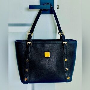 EUC MCM leather tote bag